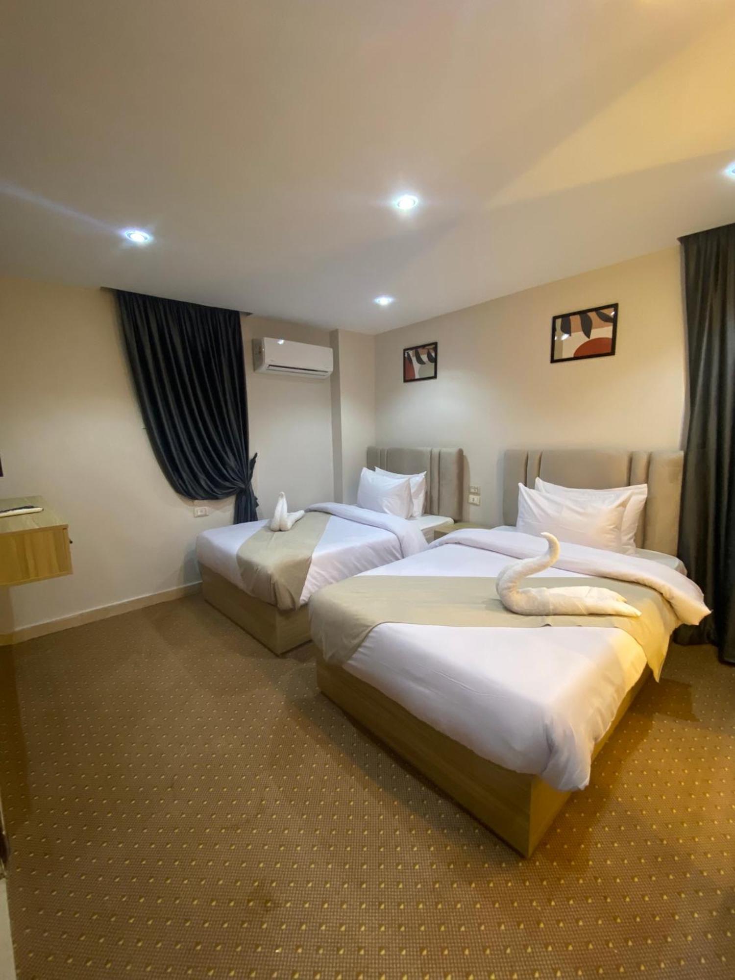 Royal Golden Pyramids Inn Giza Екстер'єр фото