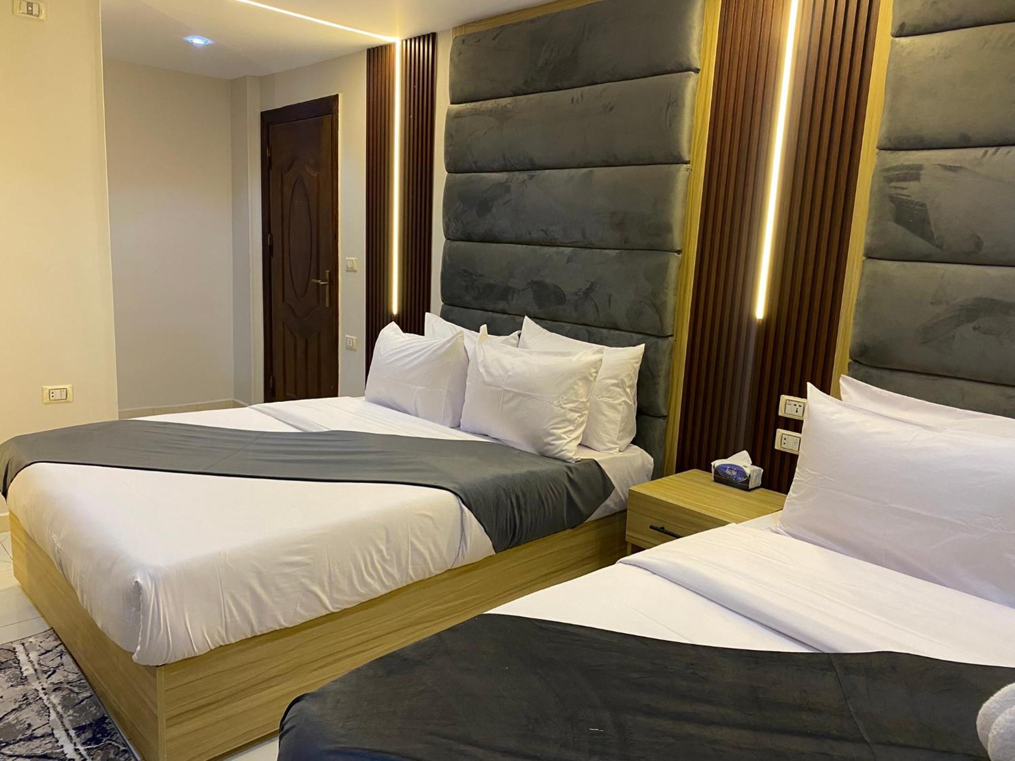 Royal Golden Pyramids Inn Giza Екстер'єр фото