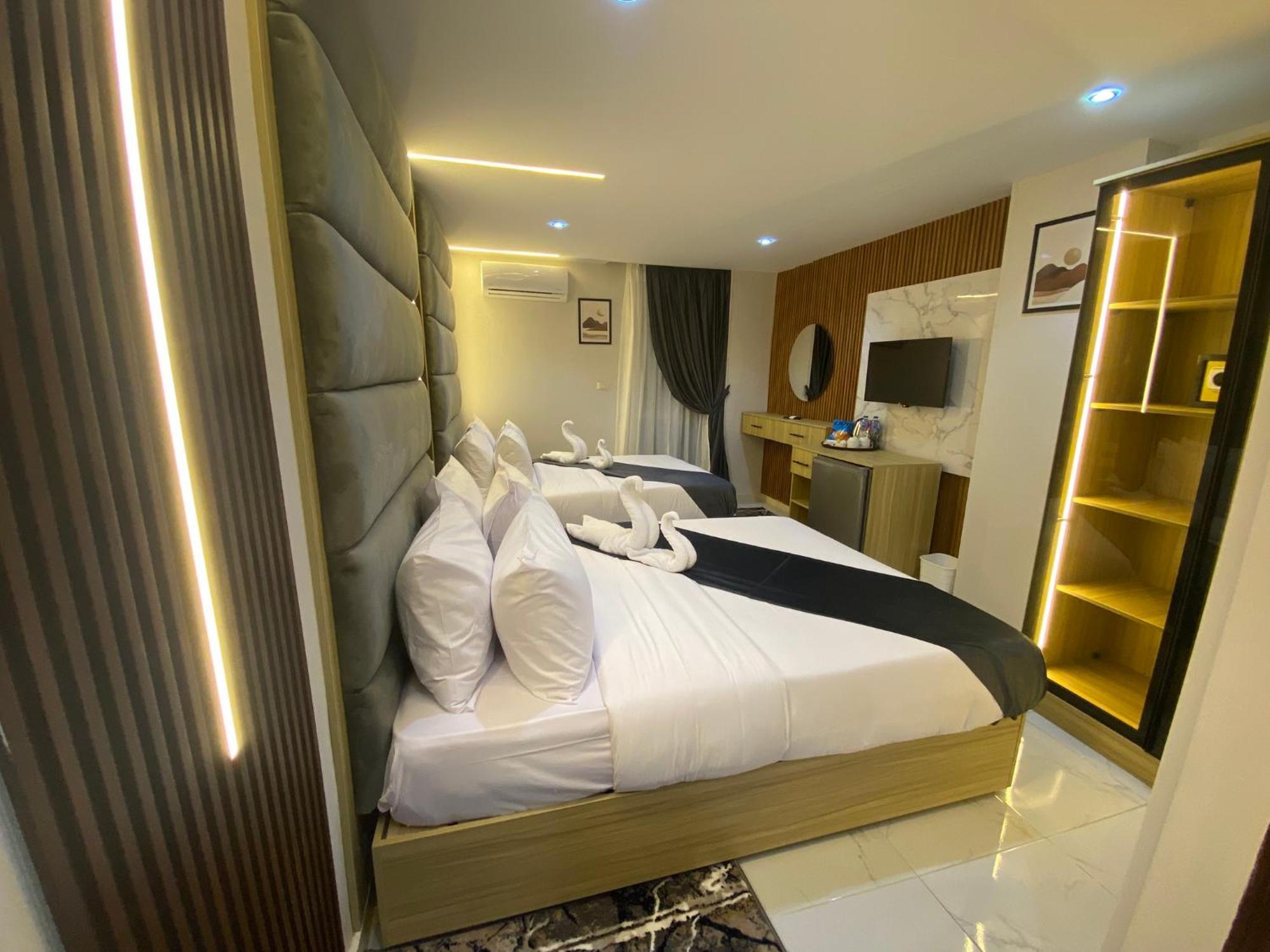 Royal Golden Pyramids Inn Giza Екстер'єр фото